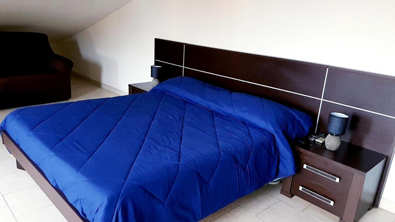 La Petite Maison كوارتو سانتيلينا المظهر الخارجي الصورة